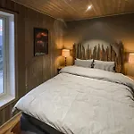 4 Bedroom Gorgeous In Dom wakacyjny Koppang