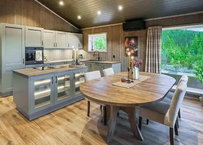 Holiday home 4 Bedroom Gorgeous In Koppang