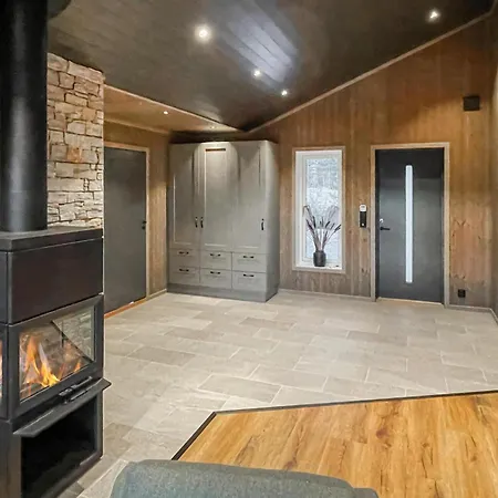 4 Bedroom Gorgeous In